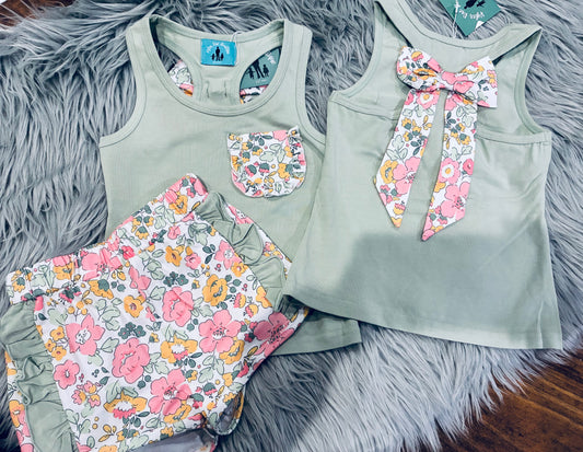 Sage Bow Back Floral Set