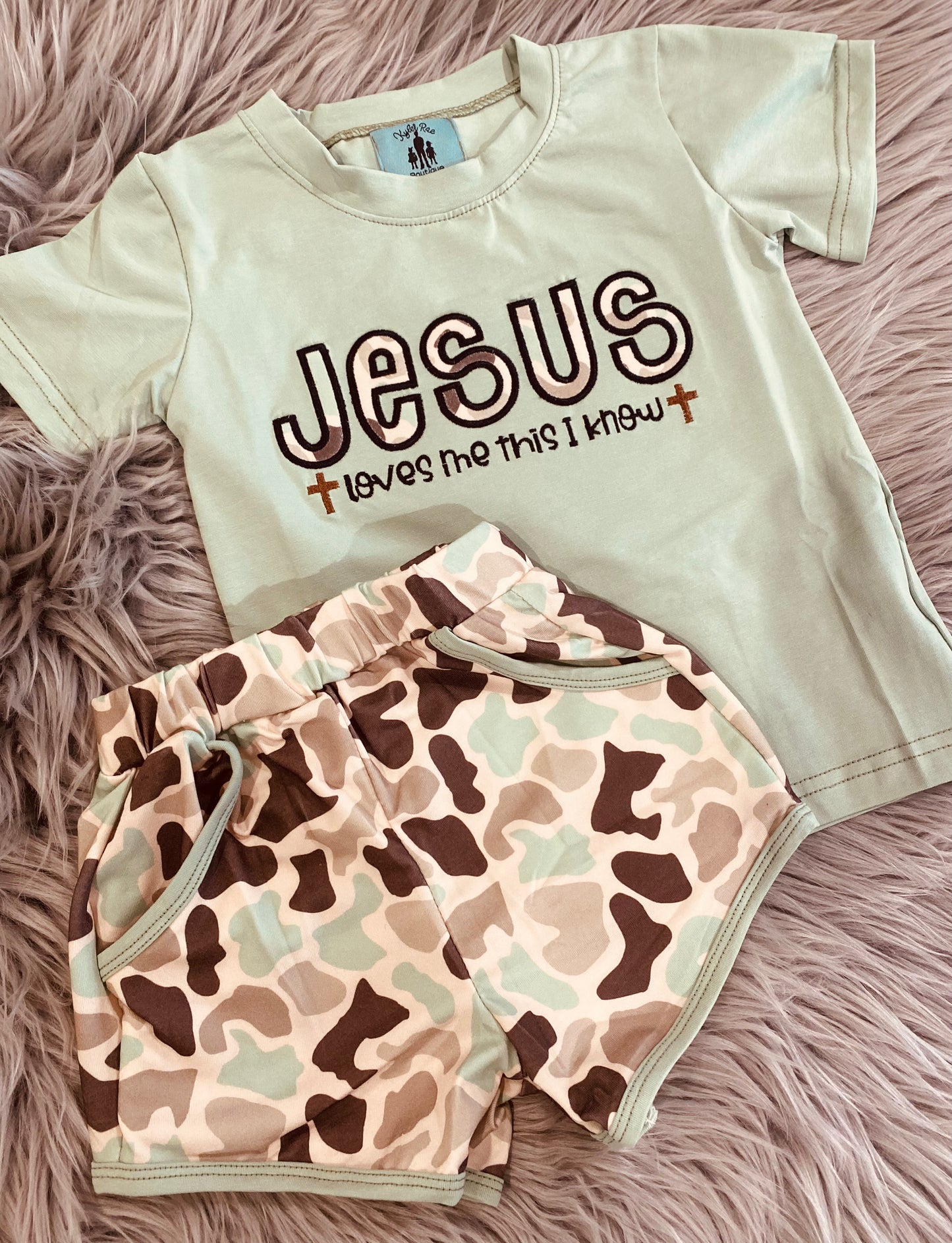 Jesus Love Me Camo